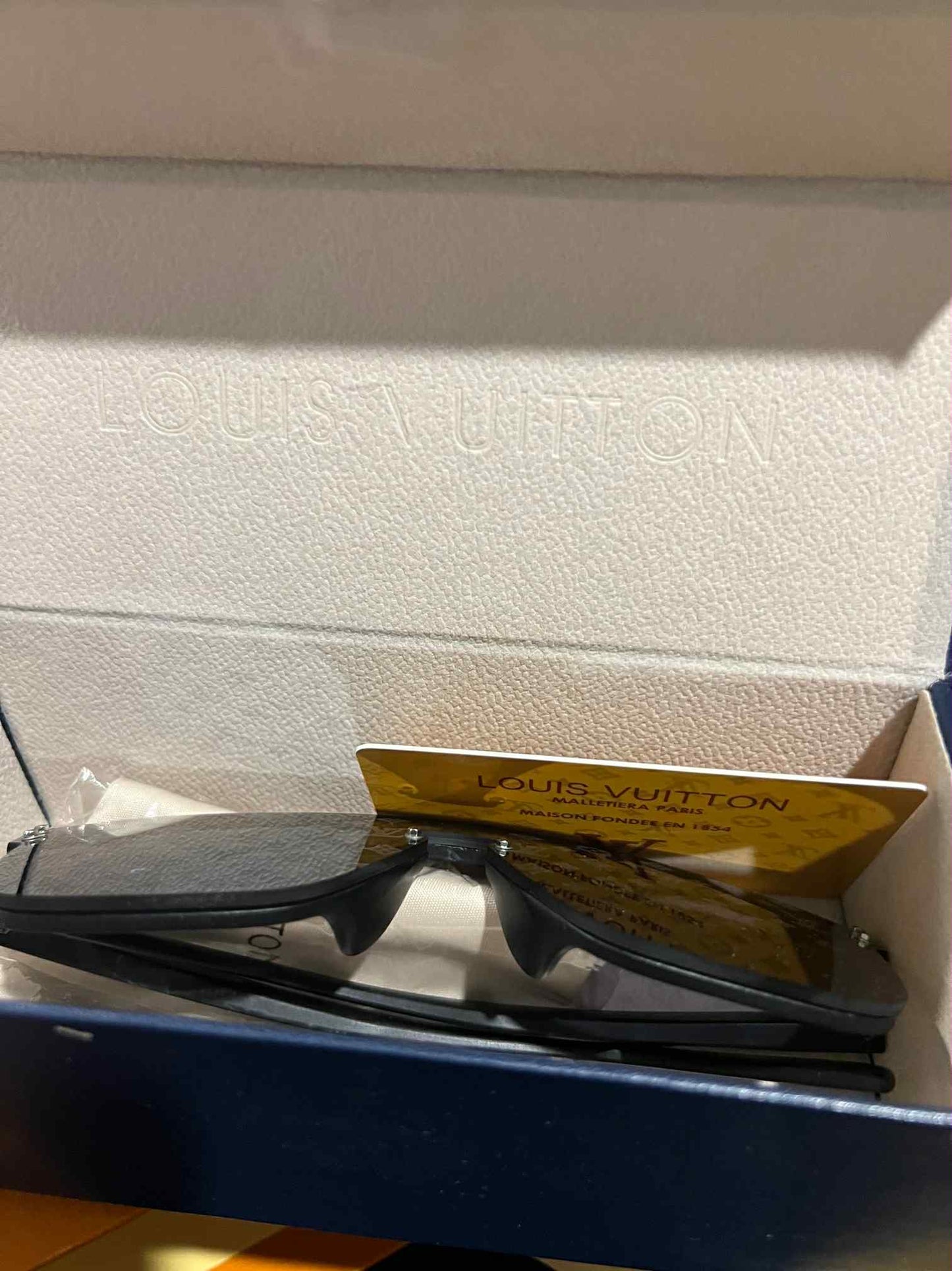 Louis Vuitton Sunglasses - Black
