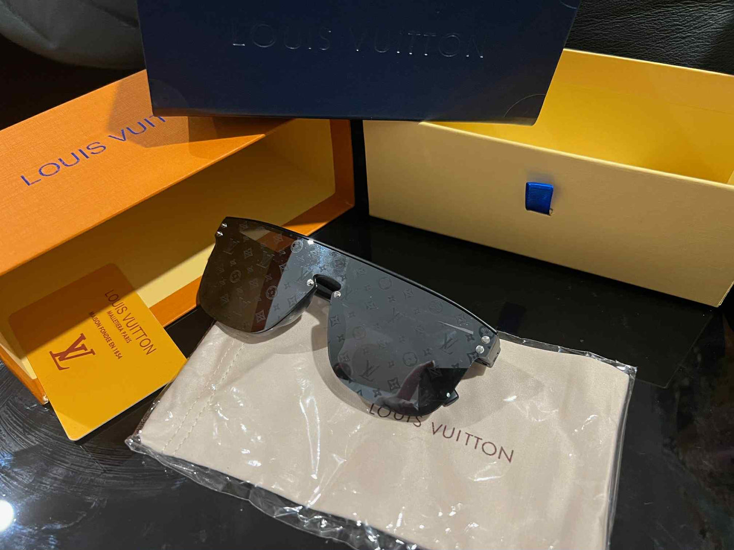 Louis Vuitton Sunglasses - Black